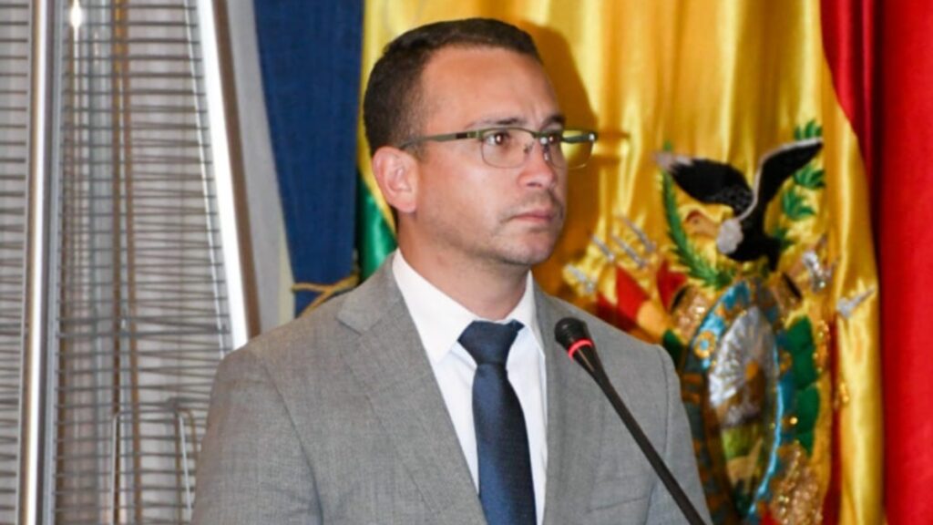 u-juez-romer-saucedo-postula-al-tribunal-supremo-de-_1724272450